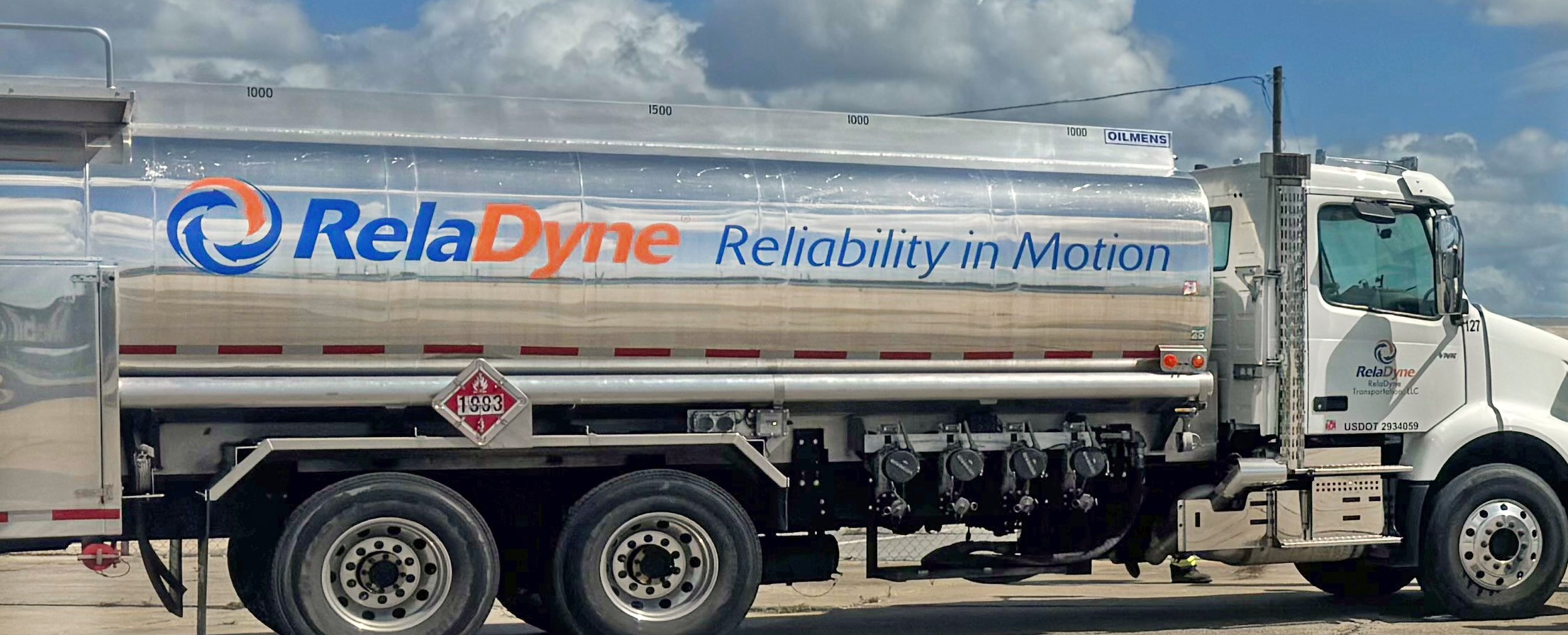 RelaDyne Fuel Truck